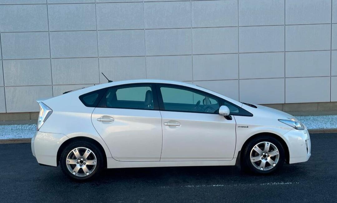 Toyota prius 2010